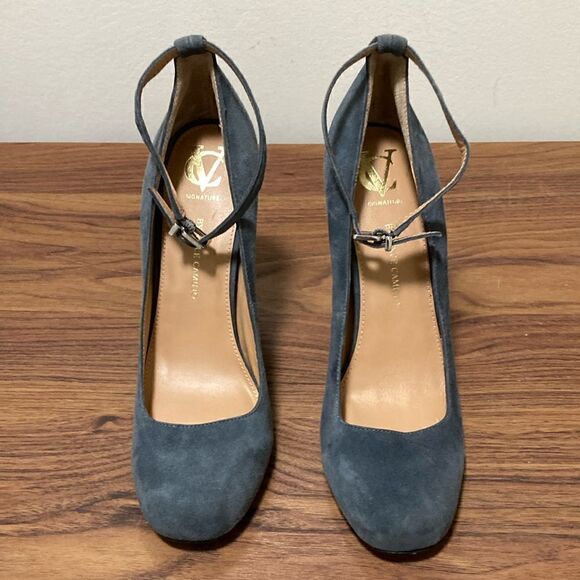 Vince Camuto Signature NWOT Sachel Gray Suede High Heel Pump with Ankle Strap. - Picture 1 of 7